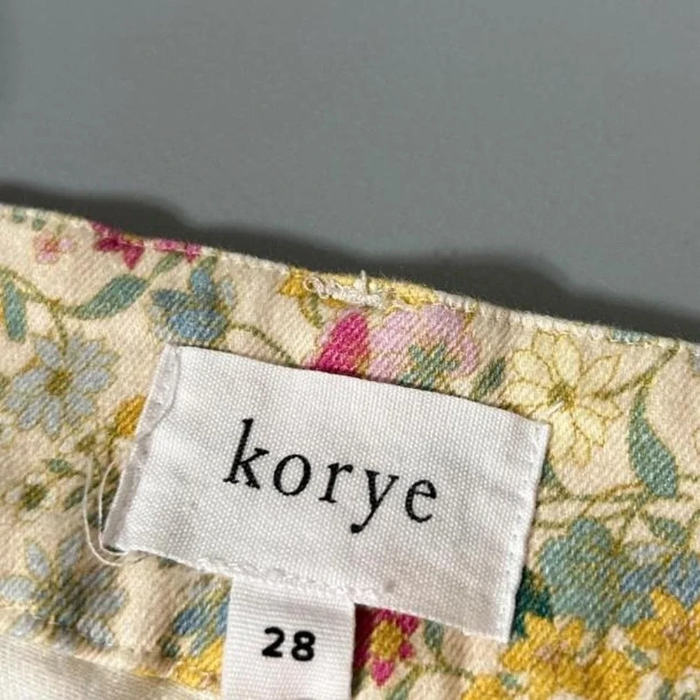 Korye Floral Cuffed Hem Shorts Womens 28 Cottagecore